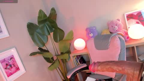 Kehlannis online show from March 12, 8:45 pm