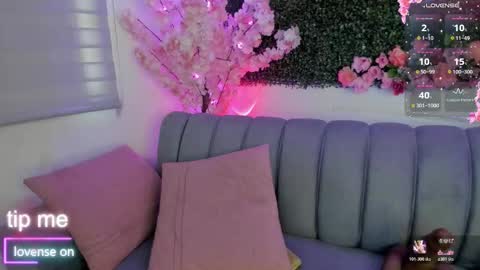 naty online show from March 27, 3:35 pm