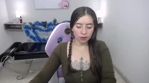 Keila  online show from January 12, 9:00 pm