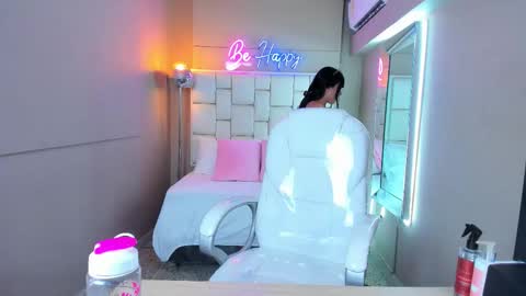 Keily online show from March 7, 7:36 pm