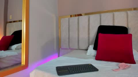 Keimy Wilde online show from February 16, 7:01 pm