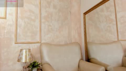 keirahartz online show from December 21, 4:19 am