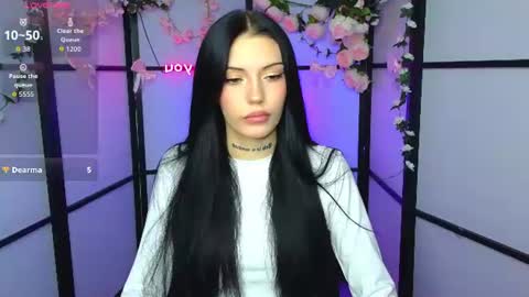 Kelly online show from June 18, 9:09 pm