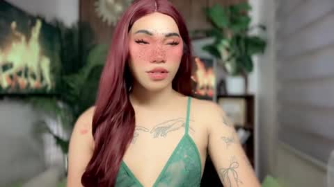 Kelly Smith online show from February 21, 10:07 am