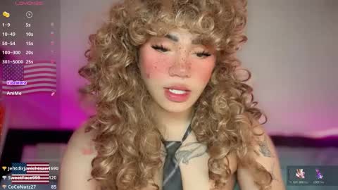 Kelly Smith online show from March 26, 8:08 am