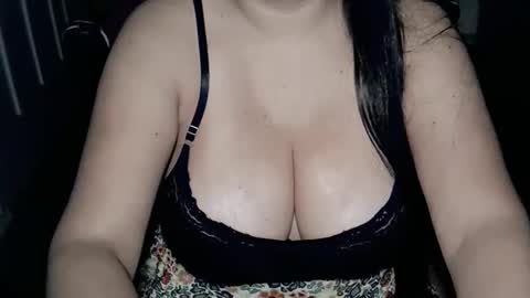 Kellyshow online show from February 1, 3:03 am