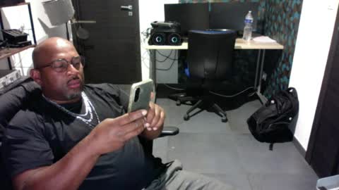 ken3897 online show from July 28, 10:20 pm