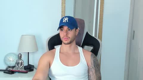 ken_mailik online show from February 8, 6:06 am