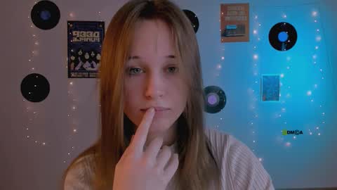 Sweet Kendal online show from February 20, 9:44 am