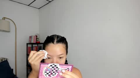 Kendal online show from February 6, 2:37 pm