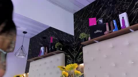 Kendall online show from November 2, 3:56 pm