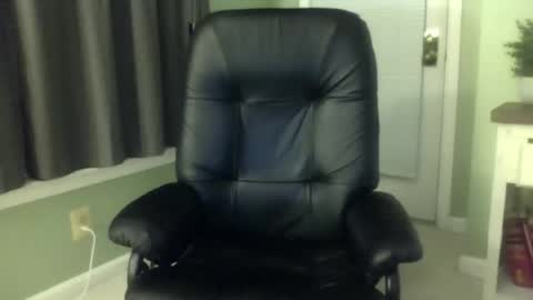 Steve online show from February 4, 10:19 am