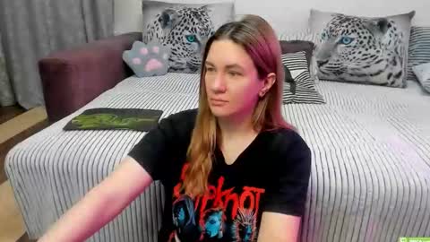 Kendra online show from March 6, 12:09 am