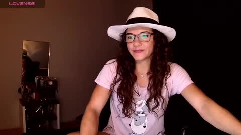 Kendra online show from February 17, 2:09 am