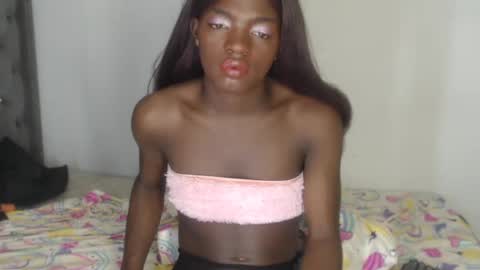 kenia_nihiara online show from July 10, 2:55 pm
