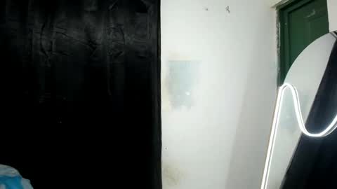 Kennfox777 online show from May 3, 5:46 am