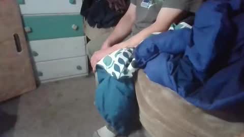 kenneth69h online show from October 24, 1:34 pm