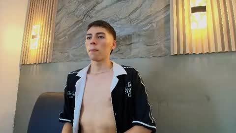kenny_hank online show from June 9, 3:50 am