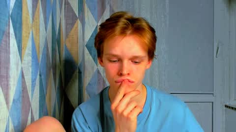 kenordi online show from April 5, 5:43 pm