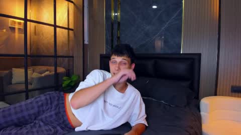 Peter     online show from March 31, 6:30 pm