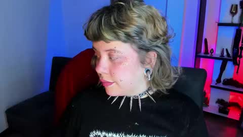 Kenzie online show from November 25, 5:06 am