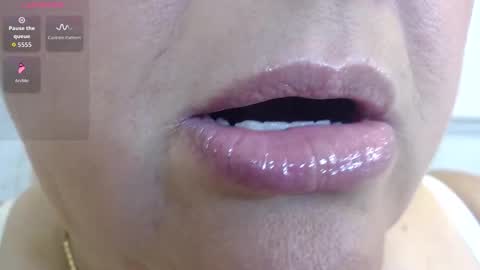 K E R L Y online show from March 24, 7:53 pm