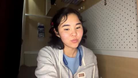 Jenny  online show from April 3, 9:16 am