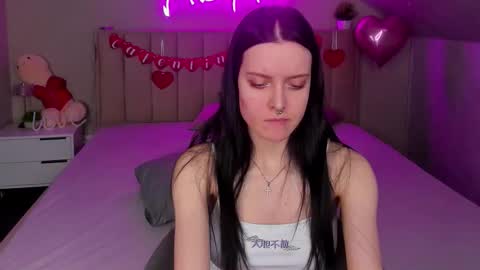 kessi_millis online show from February 18, 9:31 am