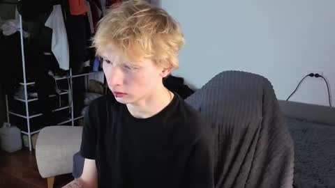 Kessy online show from October 22, 11:17 pm