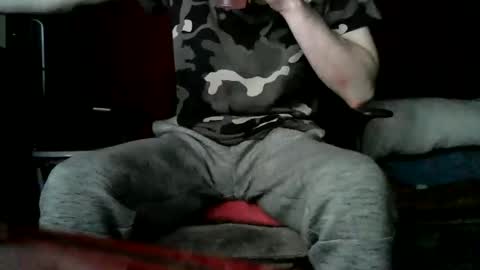 kev19922 online show from March 15, 12:15 am