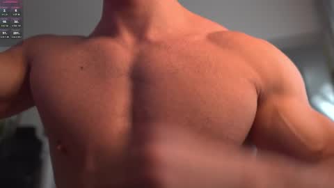 Snapshot of kevinandresxx chatting on October 3, 11:40 am Kevin online show from October 3, 11:40 am