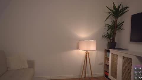 Snapshot of kevinandresxx chatting on December 2, 12:13 pm Kevin online show from December 2, 12:13 pm