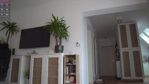 Snapshot of kevinandresxx chatting on October 8, 11:49 am Kevin online show from October 8, 11:49 am