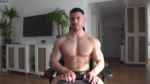 Snapshot of kevinandresxx chatting on February 26, 11:32 am Kevin online show from February 26, 11:32 am