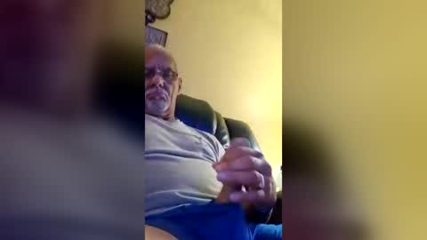 kevinhardass online show from July 1, 10:57 am