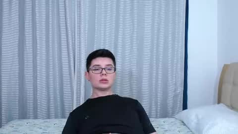 Kevin online show from October 2, 2:21 am