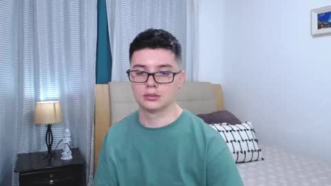 Kevin online show from February 21, 12:24 am