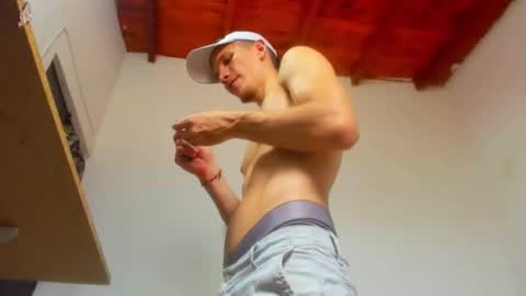 kevinkewma online show from September 19, 3:49 pm