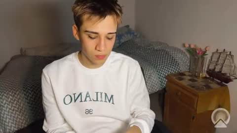 kevonly online show from June 11, 8:23 am