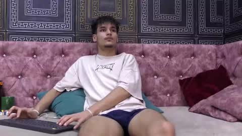 Kevin online show from February 2, 9:00 pm