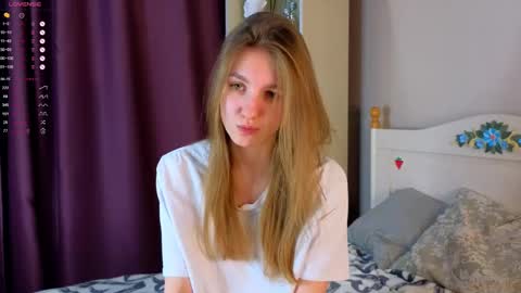 Hi Im Mary Glad to see you in my room  PVT is open online show from February 26, 12:16 pm