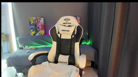 Keyli online show from November 7, 10:40 am