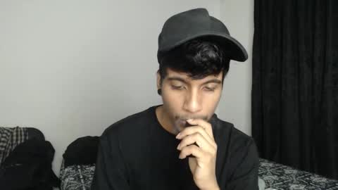 khevinlopezonig online show from November 11, 10:50 am