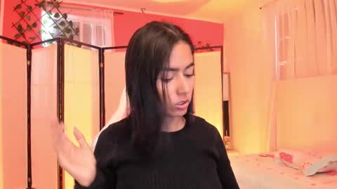 Khloe online show from November 1, 12:48 pm