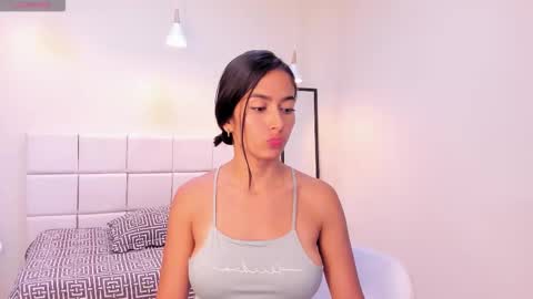 Khloe online show from January 13, 2:25 pm