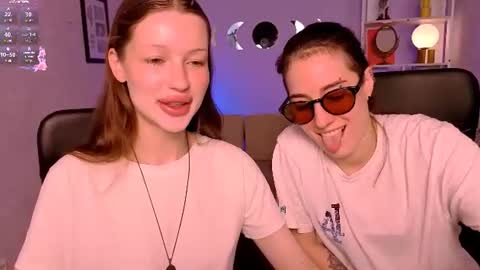 khloebeauty online show from June 11, 5:49 am