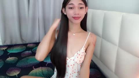 khloe online show from March 13, 4:21 pm