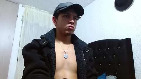 Adrian  Chlloe online show from September 16, 1:29 am