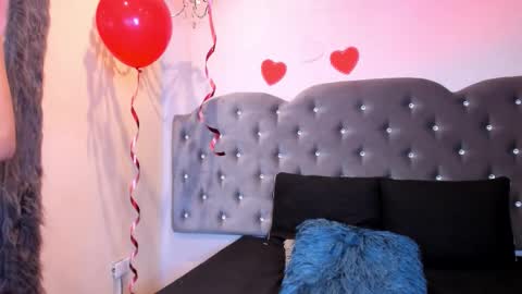 Kiara online show from February 20, 1:35 pm