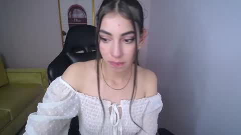 kiara online show from July 13, 8:23 pm